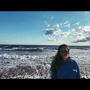 Meet your Posher, Ava